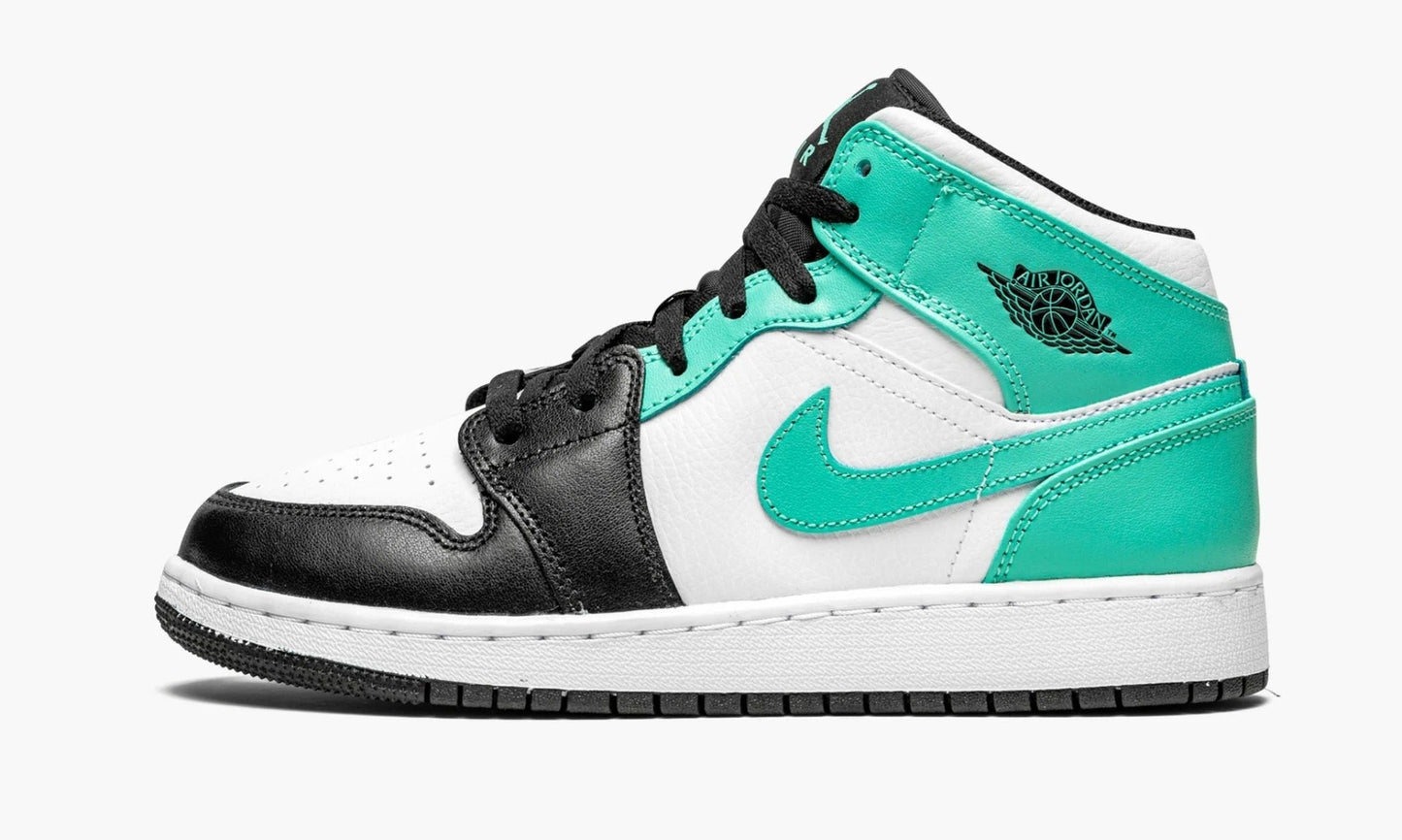 Air Jordan 1 Mid GS Igloo - 554725 132 | The Sortage