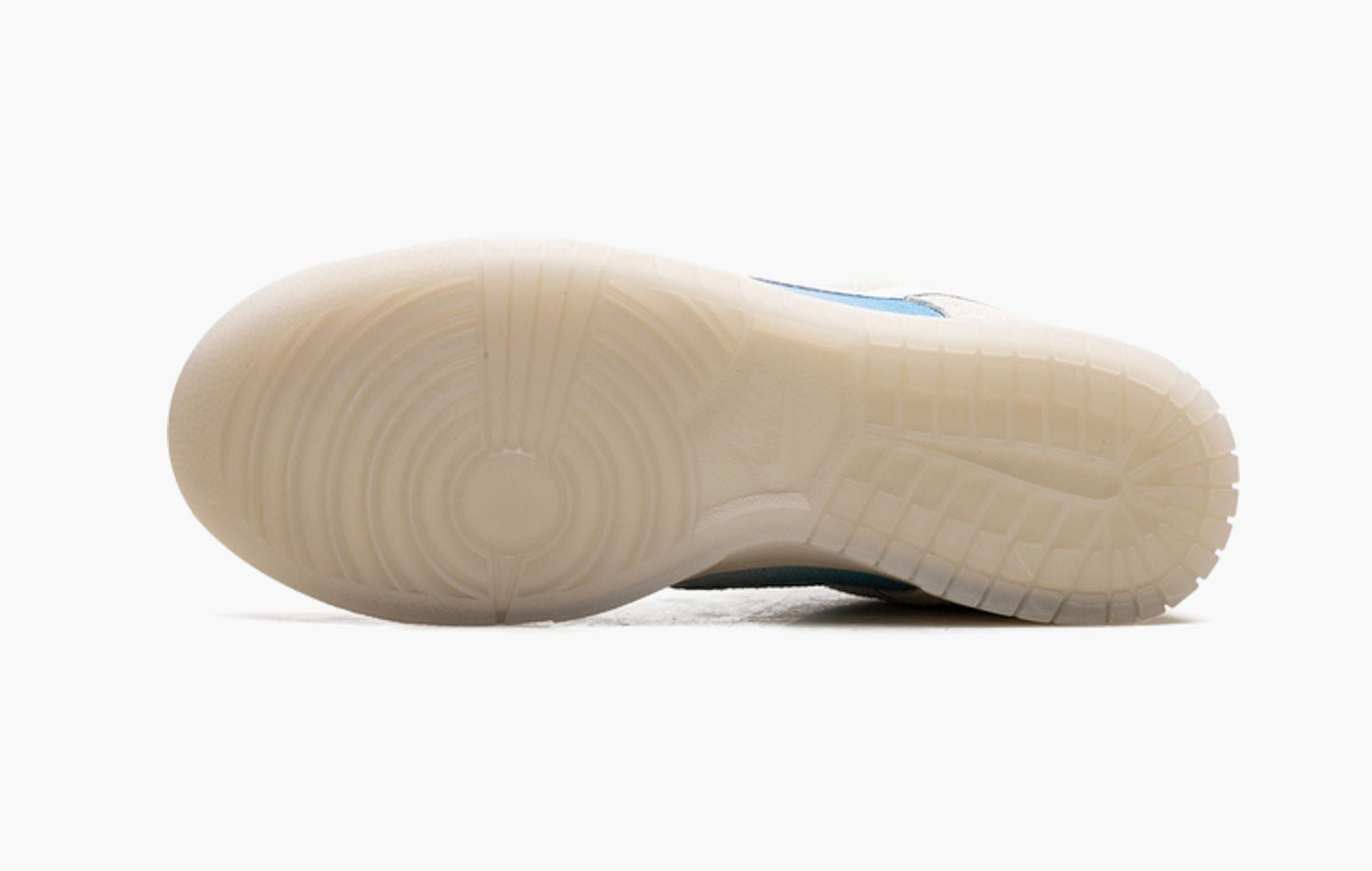 Nike Dunk Low SE LA - HQ3621 133 | The Sortage