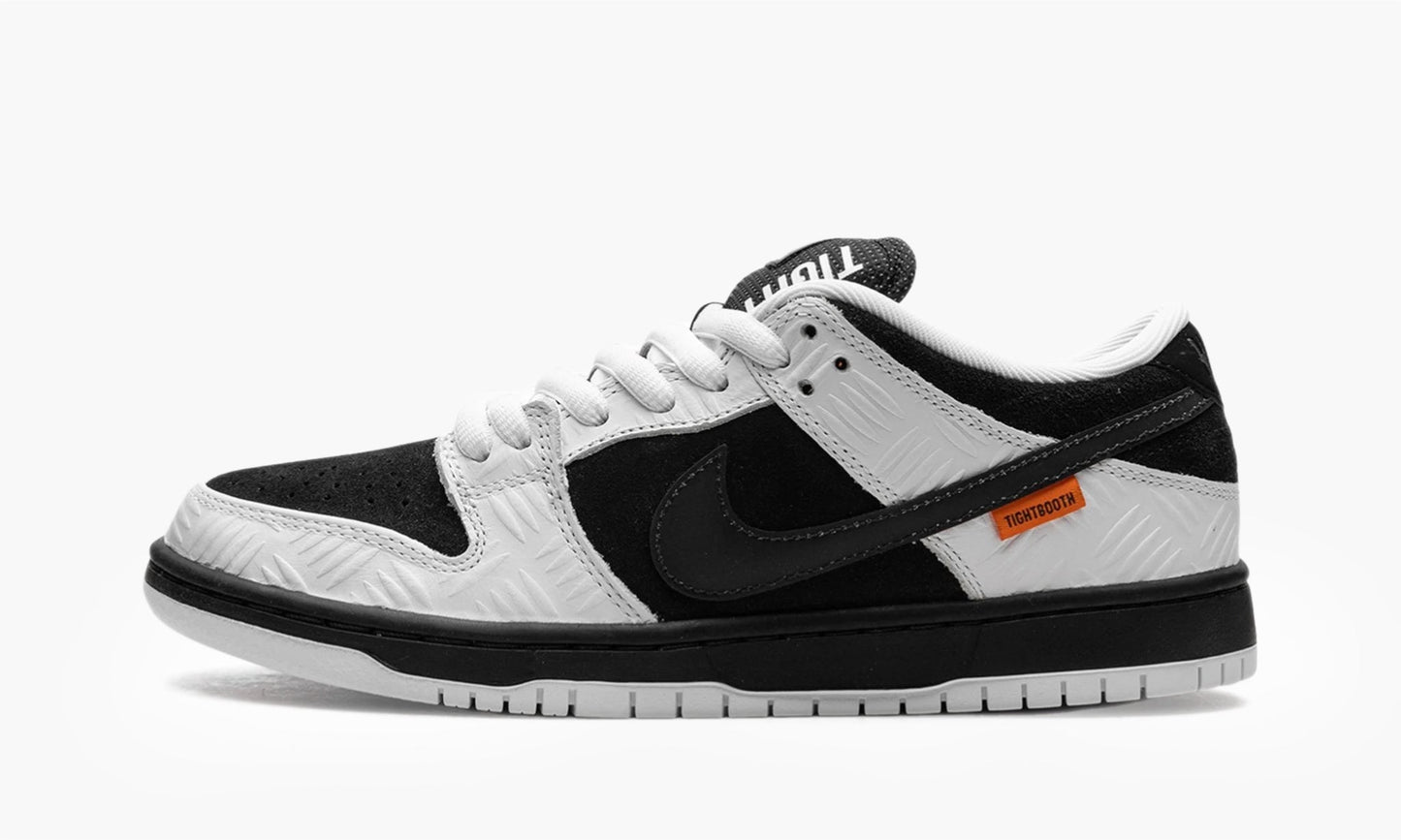 Nike SB Dunk Low TIGHTBOOTH - FD2629 100 | The Sortage