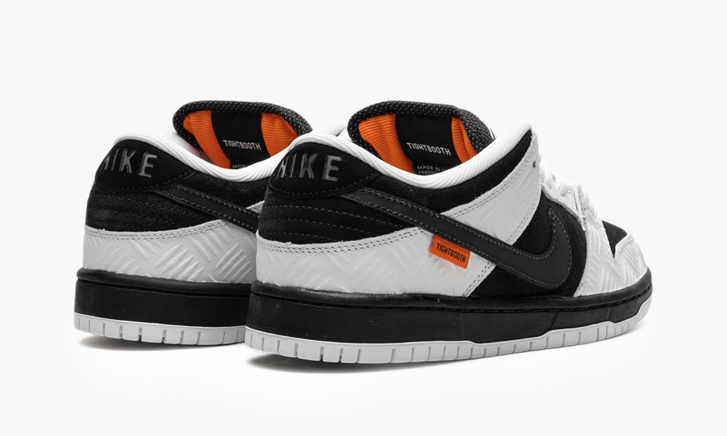 Nike SB Dunk Low TIGHTBOOTH - FD2629 100 | The Sortage