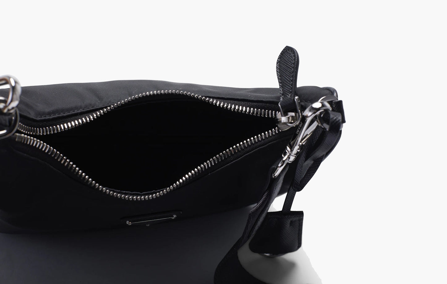 Prada Re-Edition 2005 Shoulder Bag Nylon Black | The Sortage