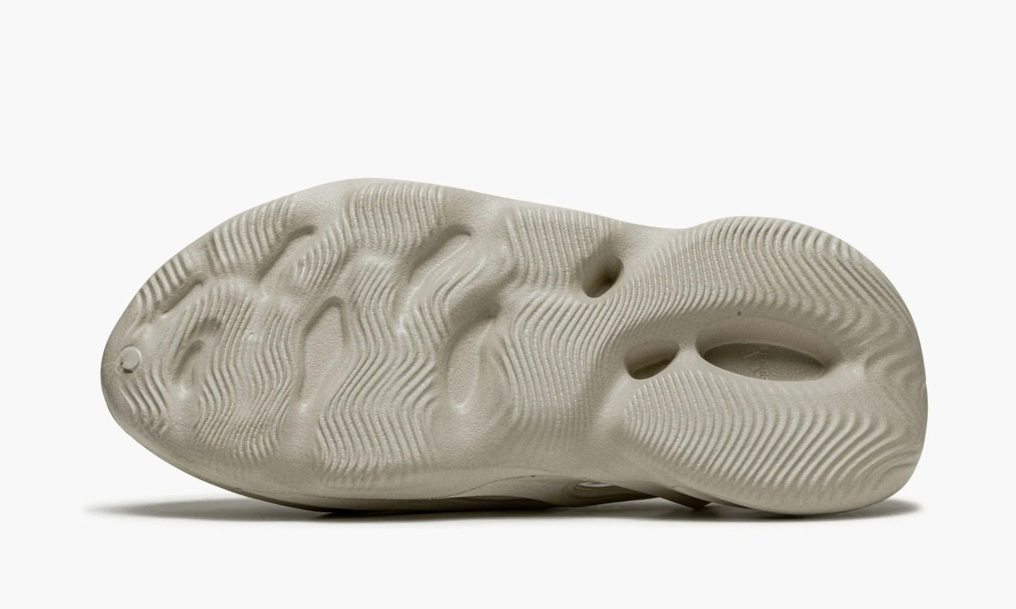 Yeezy Foam RNNR MXT Sand - FY4567 | The Sortage