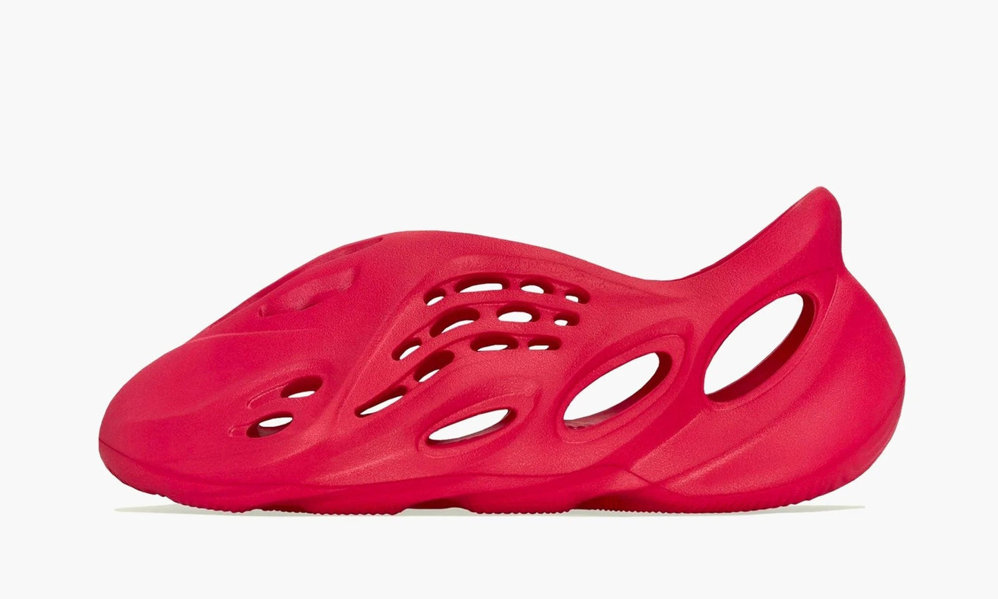 Yeezy Foam RNNR Vermillion - GW3355 | The Sortage