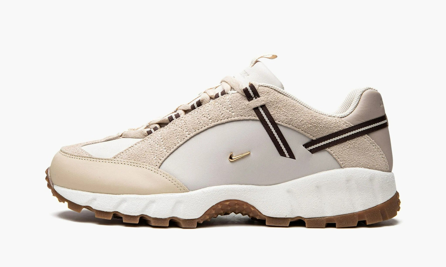 Air Humara LX WMNS Jacquemus Light Bone Gold - DR0420 001 | The Sortage