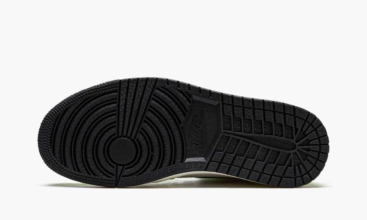 Air Jordan 1 High OG Visionaire - 555088 702 | The Sortage