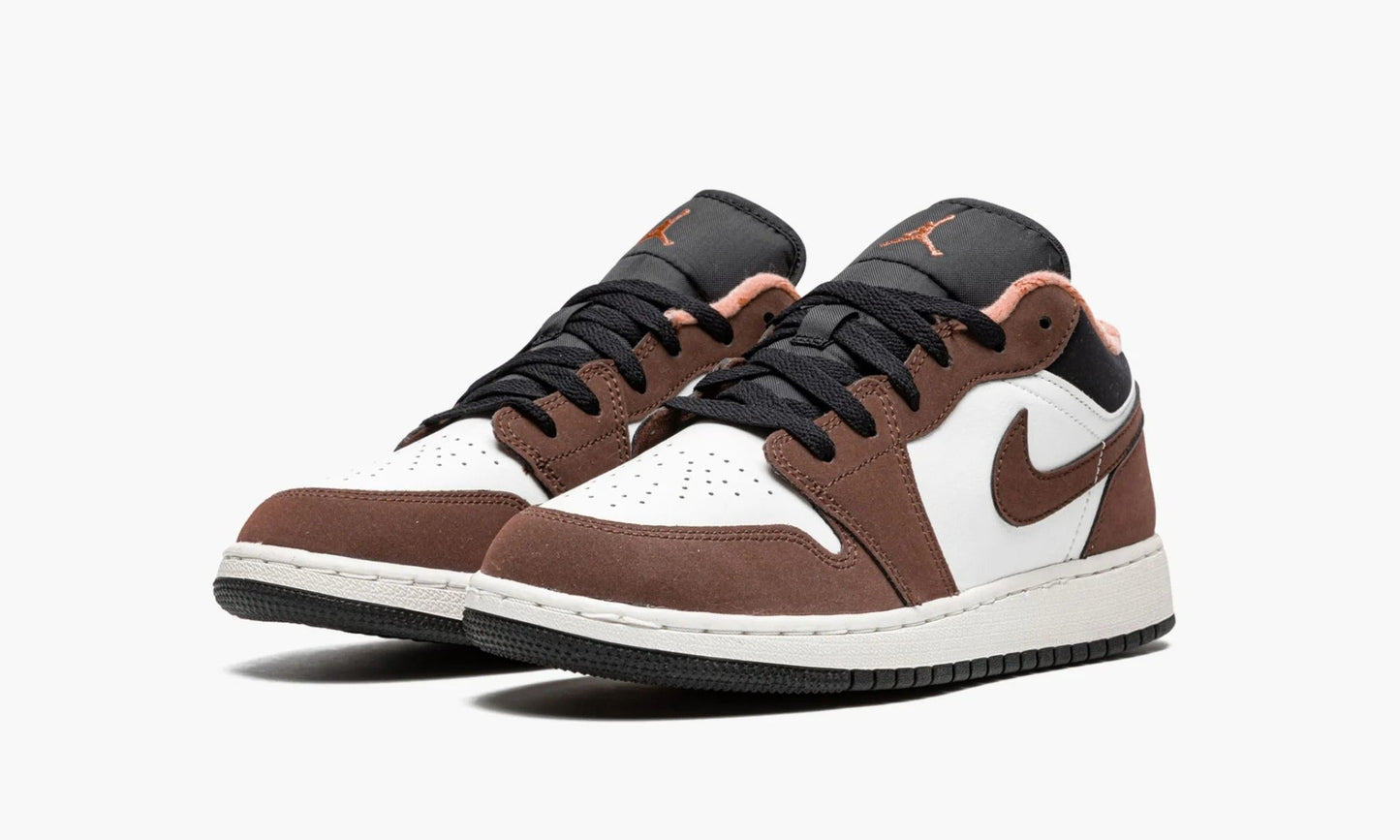 Air Jordan 1 Low GS Mocha - DM0589 200 | The Sortage