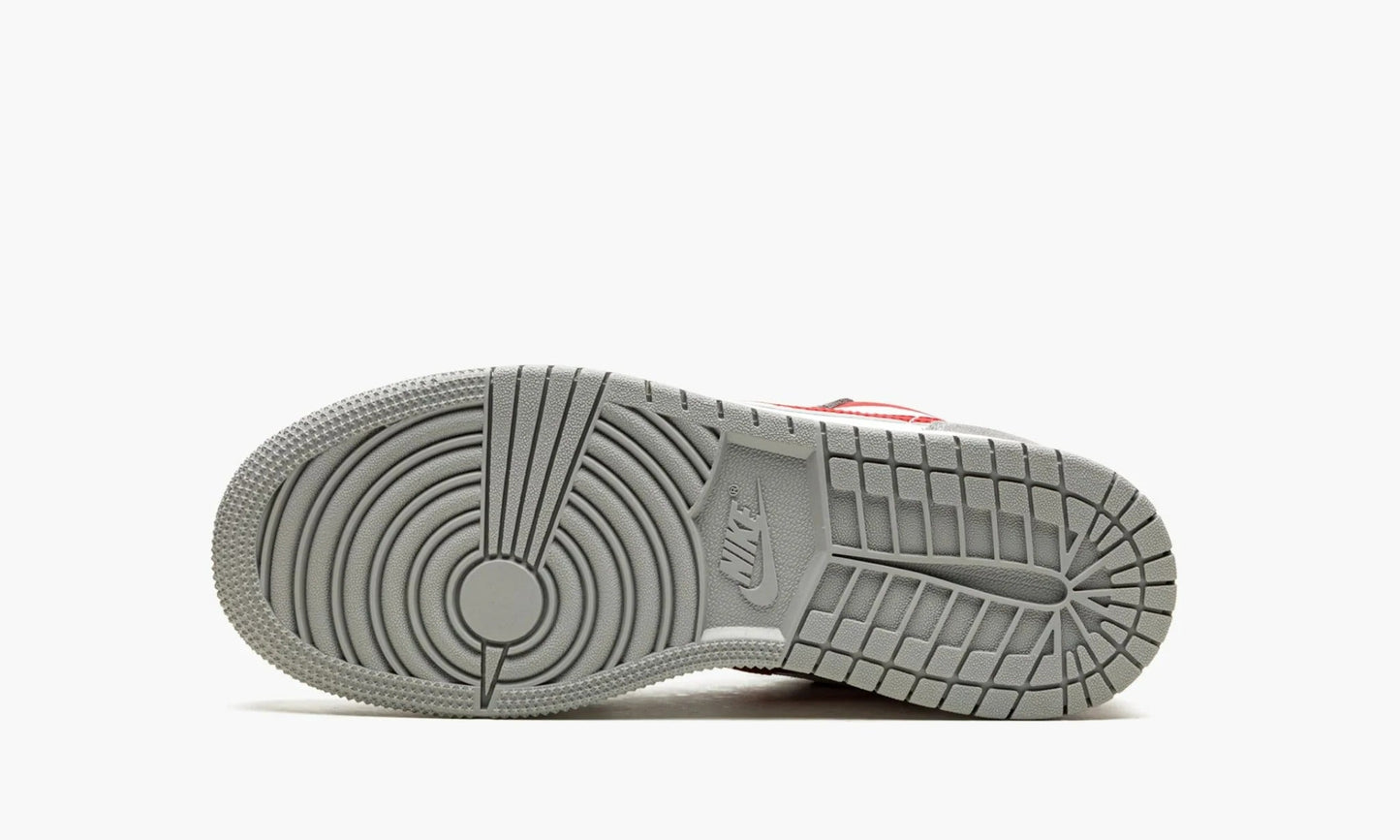 Air Jordan 1 Low SE GS Smoke Grey Gym Red - DM0589 016