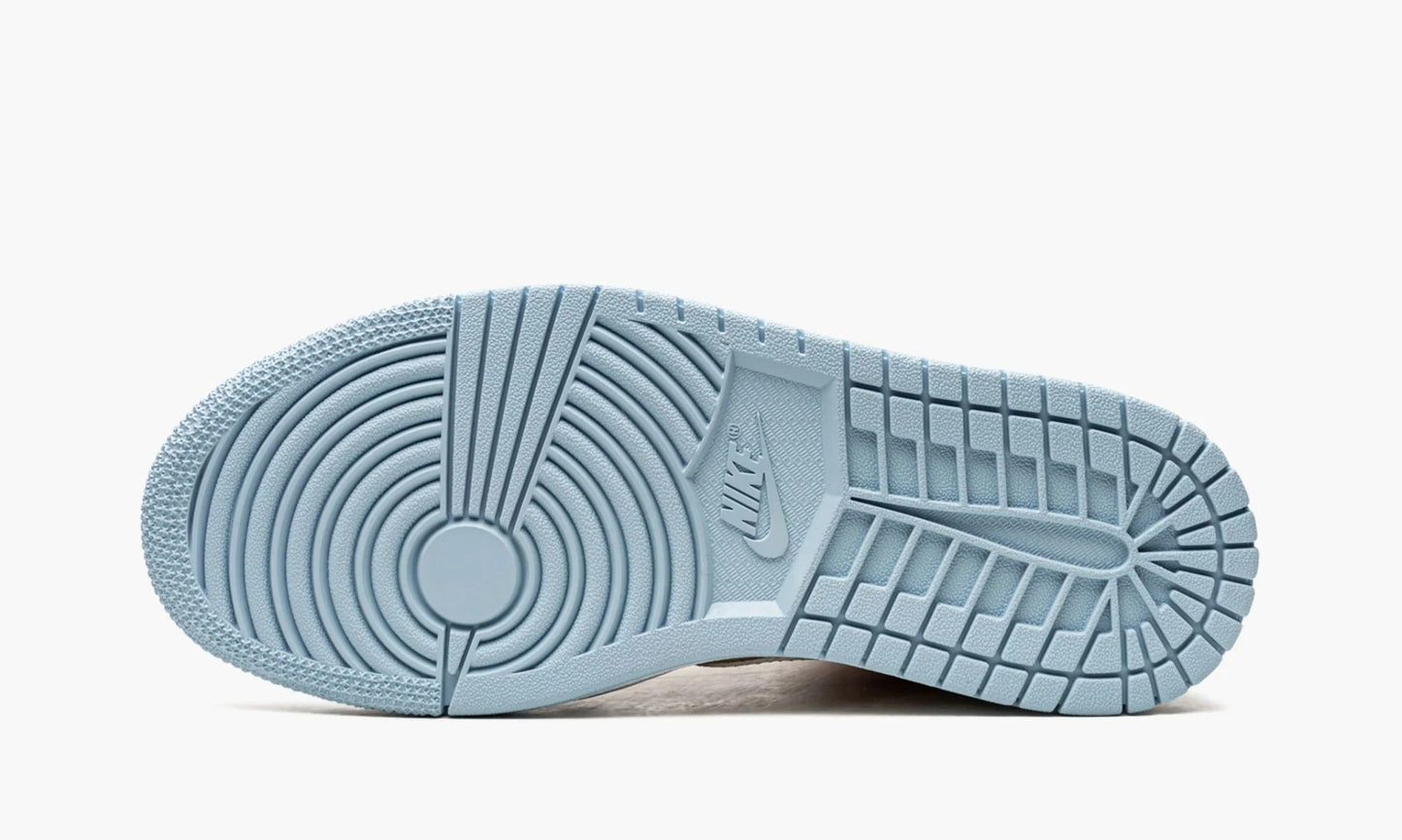 Air Jordan 1 Mid WMNS Sesame - CZ0774 200 | The Sortage