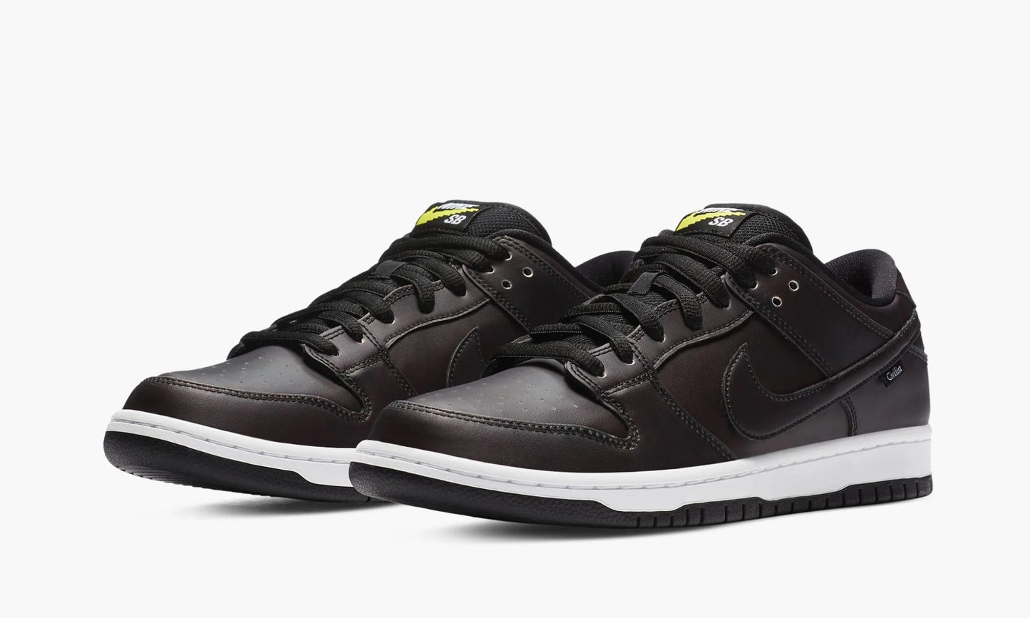 Dunk SB Low Civilist - CZ5123 001 | The Sortage