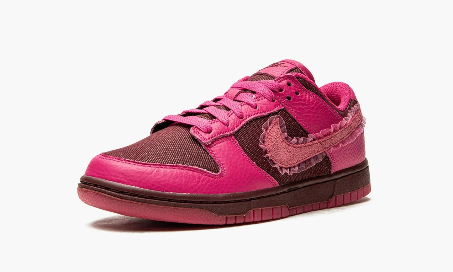 Dunk Low WMNS Valentine's Day - DQ9324 600 | The Sortage