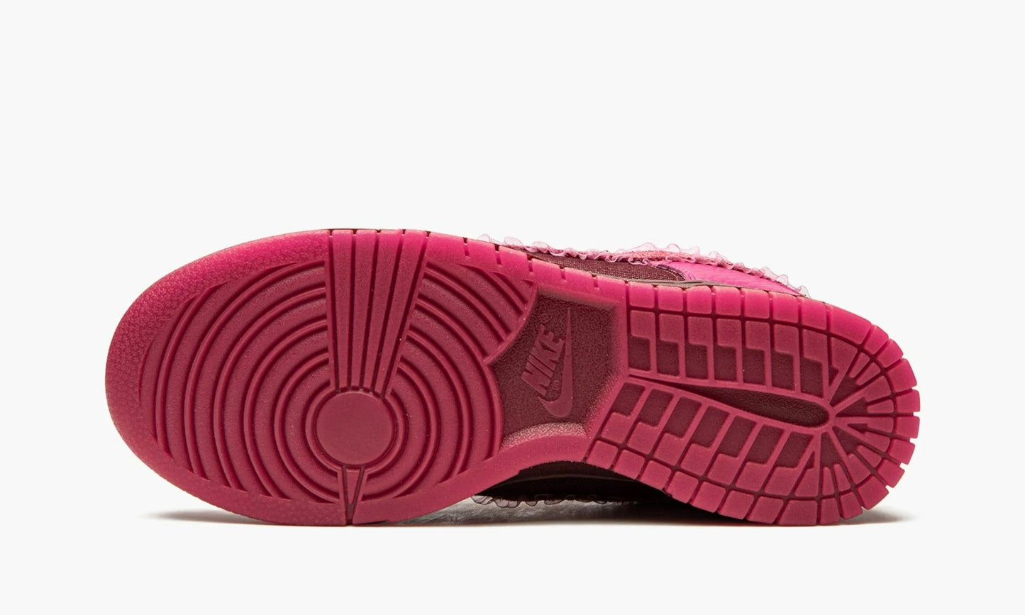 Dunk Low WMNS Valentine's Day - DQ9324 600 | The Sortage