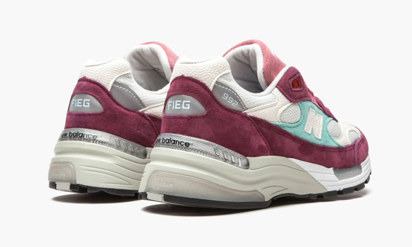 New Balance 992 Kith Kithmas Burgundy White - M992KB | The Sortage