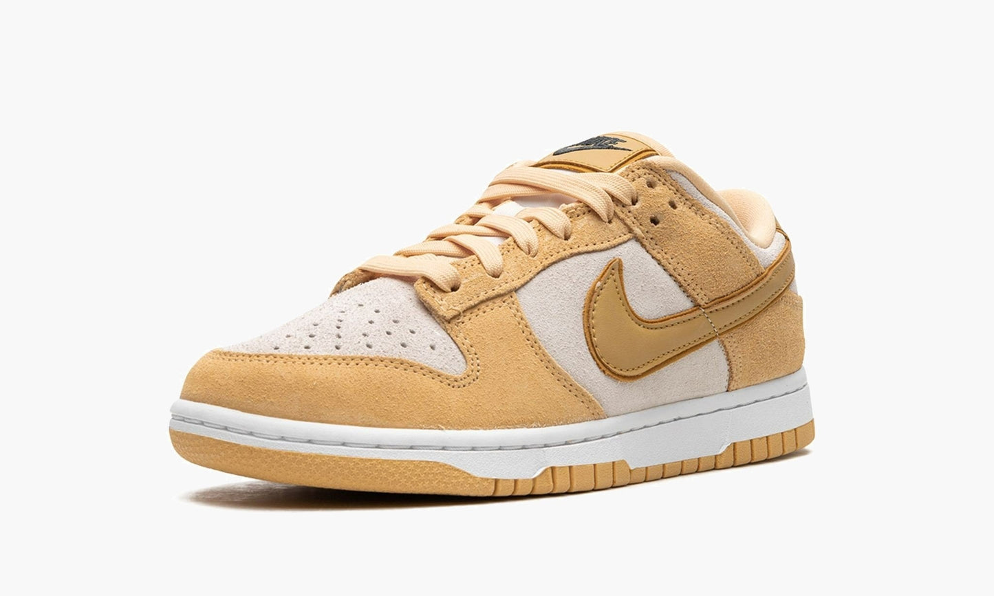 Dunk Low WMNS Celestial Gold Suede - DV7411 200 | The Sortage