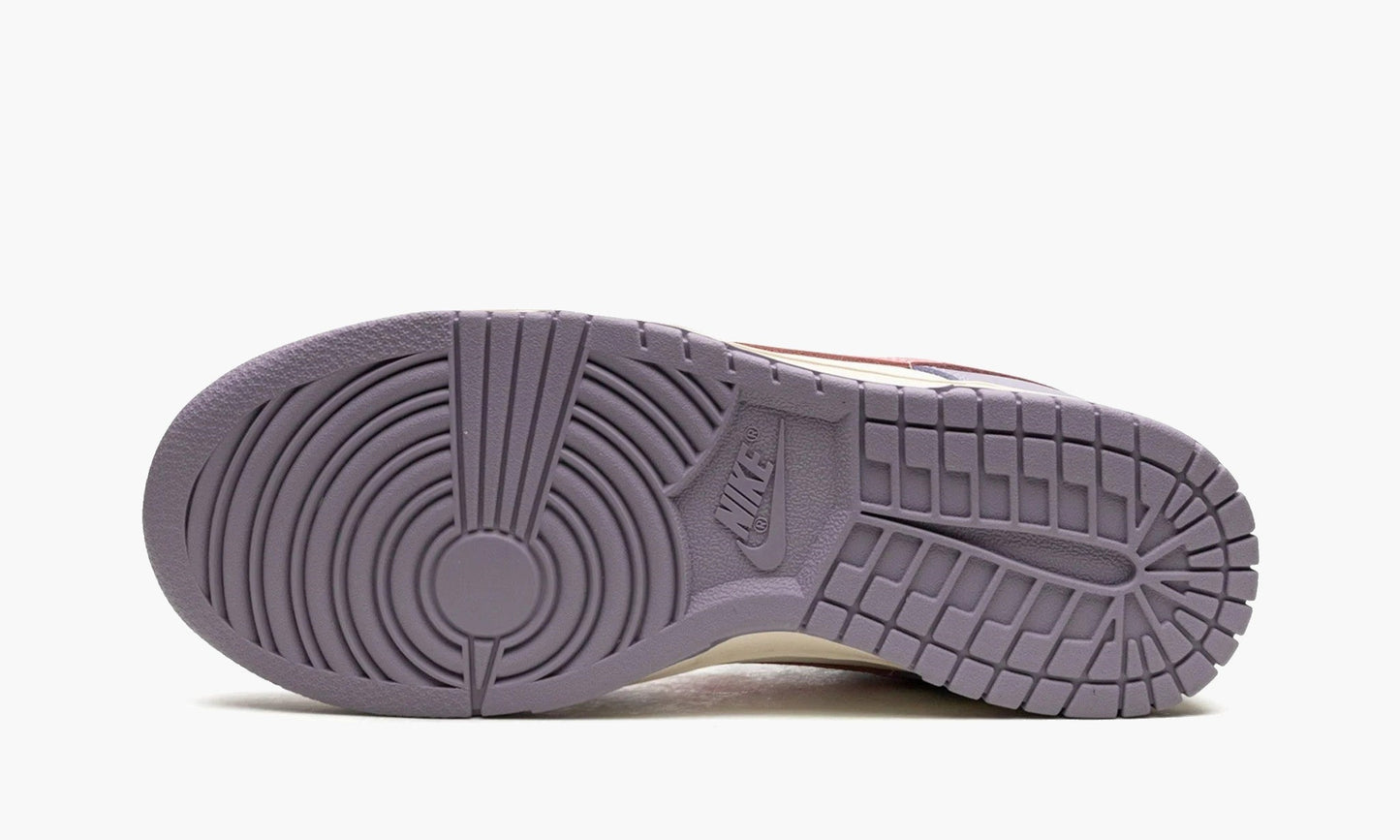 Dunk Low WMNS Indigo Haze - DD1503 500 | The Sortage