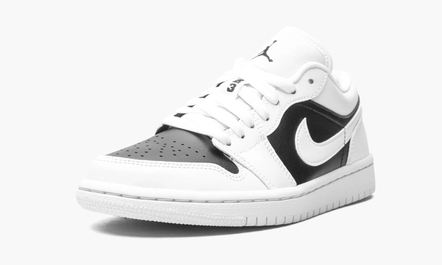 Air Jordan 1 Low WMNS Panda - DC0774 100 | The Sortage