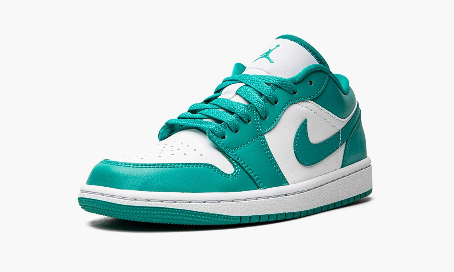 Air Jordan 1 Low WMNS New Emerald - DC0774 132 | The Sortage