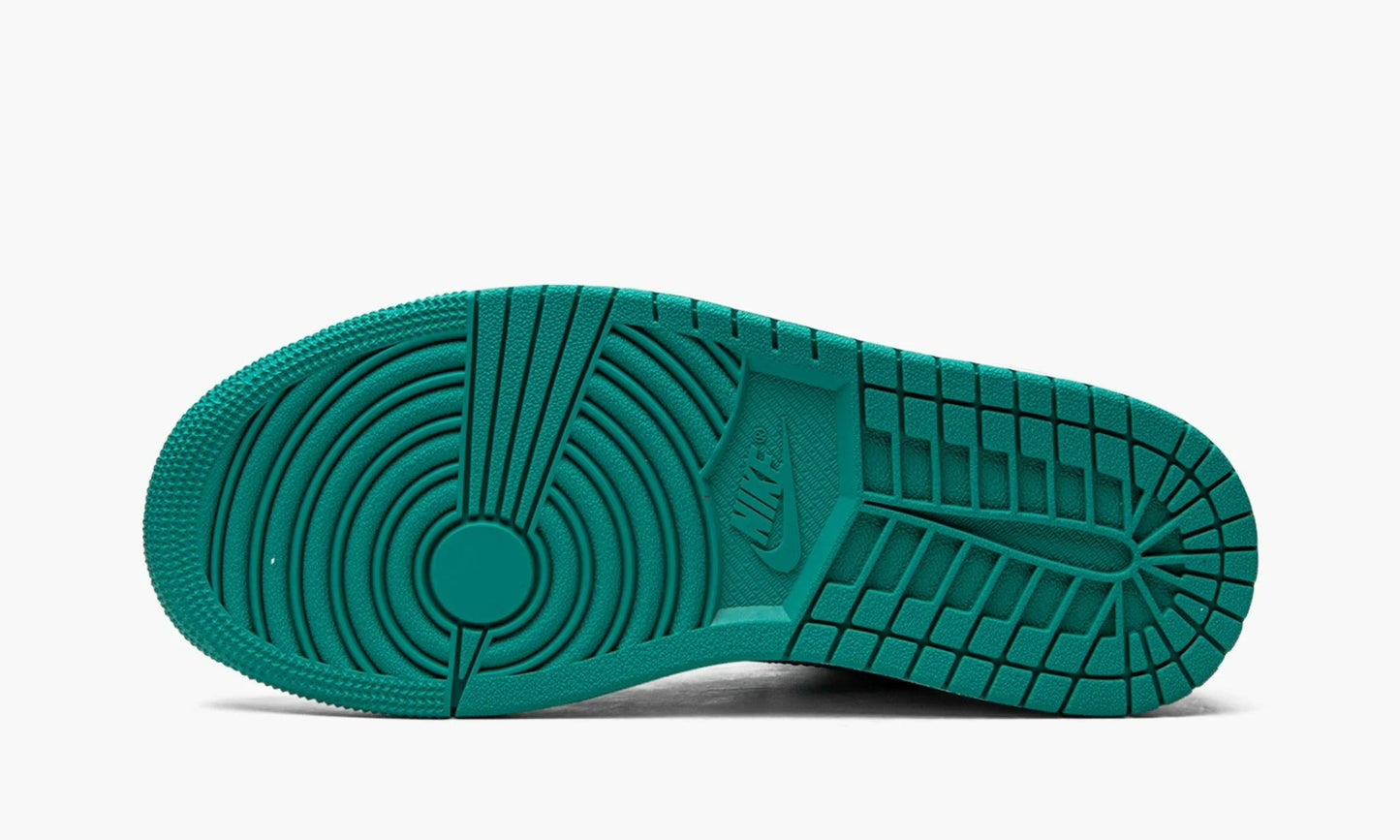 Air Jordan 1 Low WMNS New Emerald - DC0774 132 | The Sortage