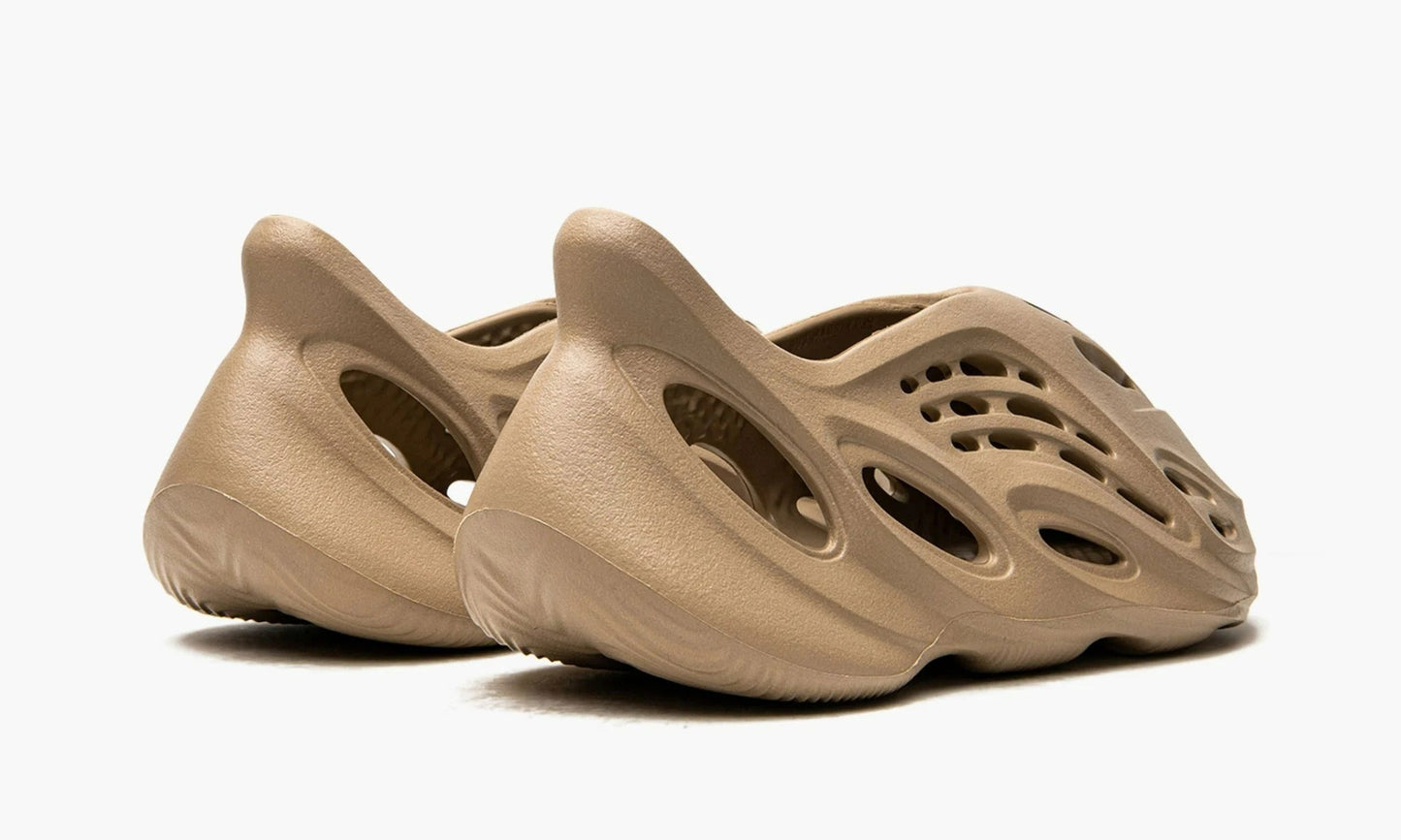 Yeezy Foam RNNR Mist - GV6774 | The Sortage