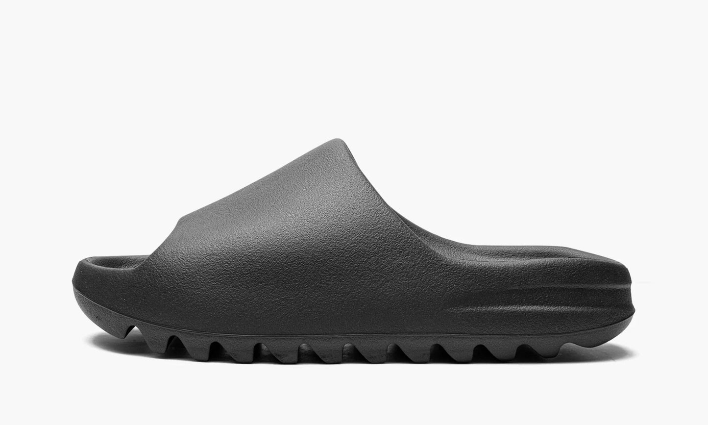 Yeezy Slide Onyx - HQ6448 | The Sortage