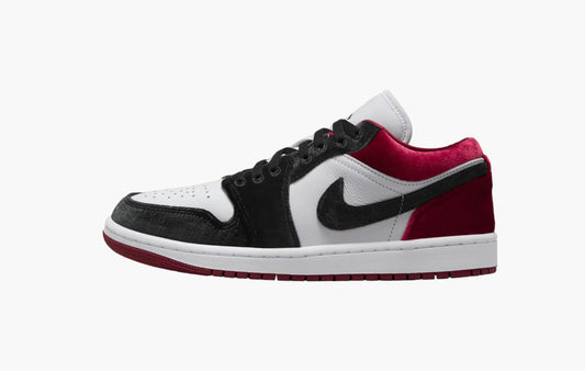 Jordan 1 Low WMNS "Velvet Black Toe"