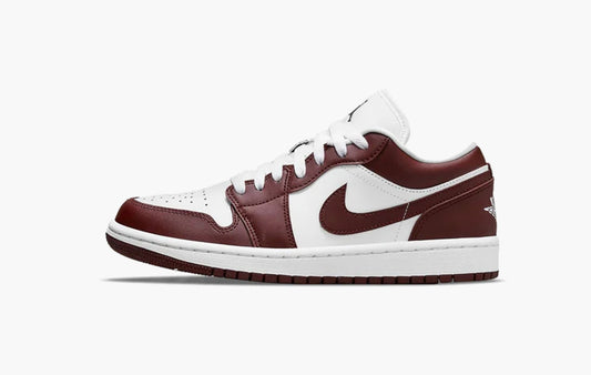 Jordan 1 Low WMNS "Team Red"