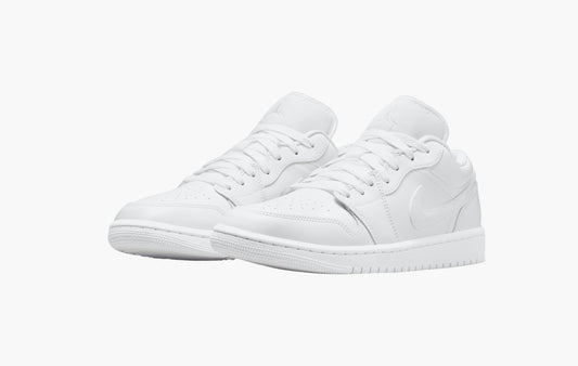 Jordan 1 Low WMNS "Triple White" (2022)