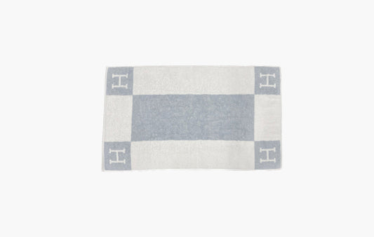 Avalon Bath Towel "Blue Glacier"
