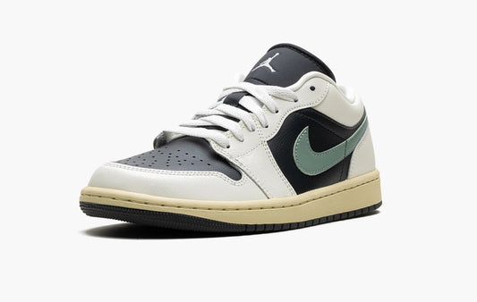 Air Jordan 1 Low WMNS "Jade Smoke"