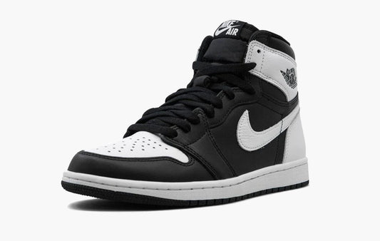 Air Jordan 1 Retro High OG Black White - DZ5485 010 | The Sortage
