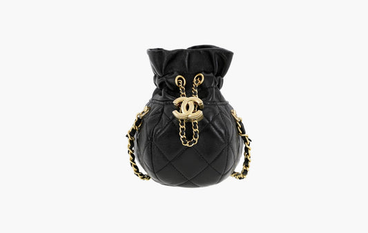Clutch Chain "Black Shiny Lambskin Gold-Tone Metal"