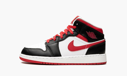 Air Jordan 1 Mid GS Very Berry - 554725 016 | The Sortage