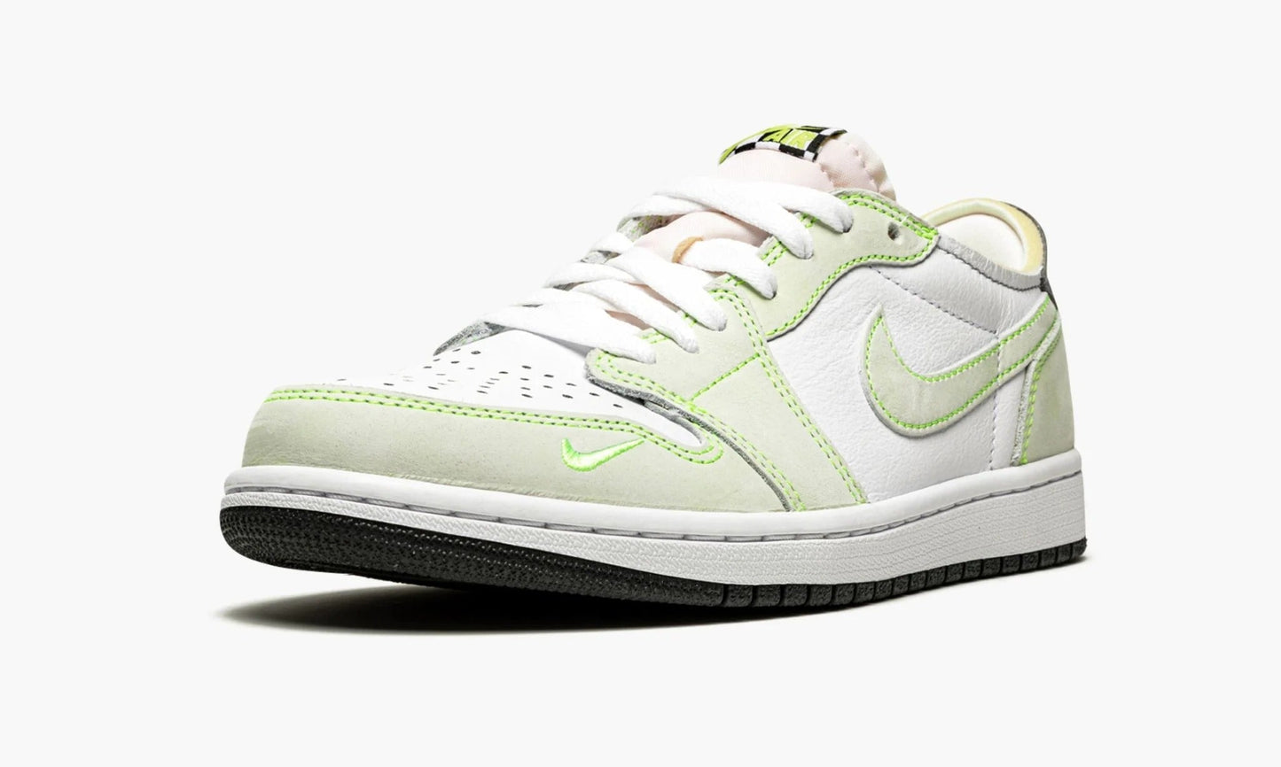Air Jordan 1 Low Ghost Green - DM7837 103 | The Sortage