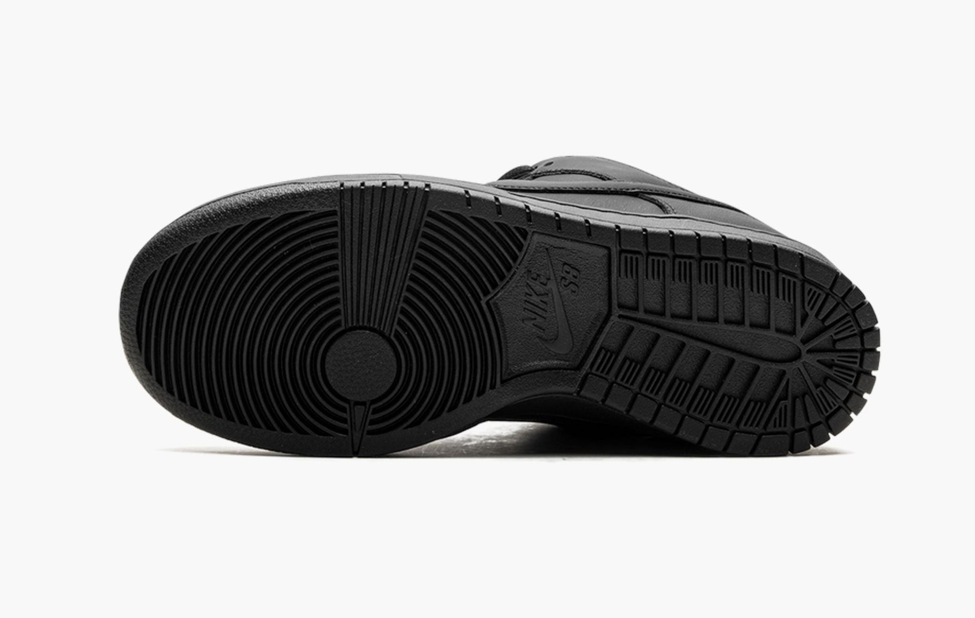 Nike Dunk SB Low Pro Triple Black - FJ1674 001 | The Sortage
