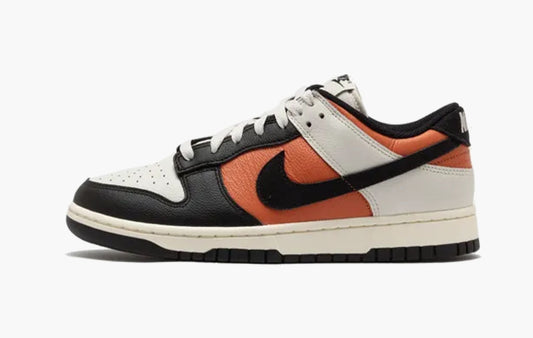 Nike Dunk Low Vintage Coral - HQ4988 030 | The Sortage