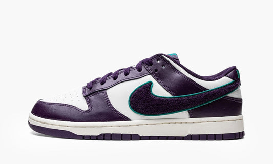 Dunk Low Chenille Swoosh Sail Grand Purple - DQ7683 100 | The Sortage