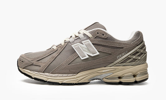 New Balance 1906R Beige Cream - M1906RL | The Sortage