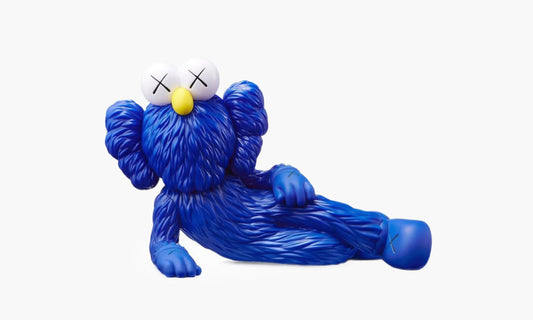 KAWS TIME OFF Vinyl Figure Blue | The Sortage