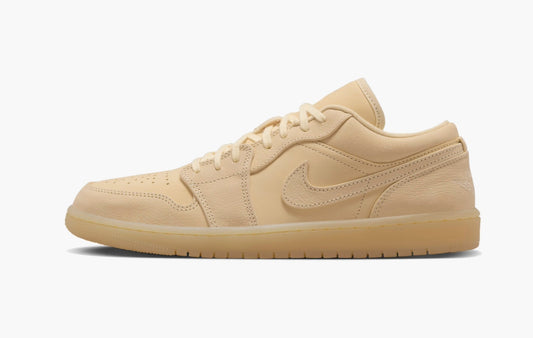 Jordan 1 Low SE WMNS "Sand" - FZ3972 294 | Sortage