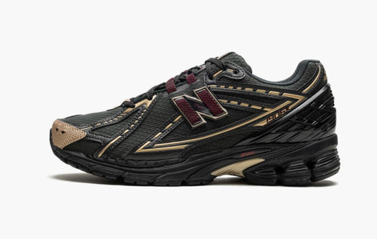 New Balance 1906R x Kith Black - M1906RKS | The Sortage
