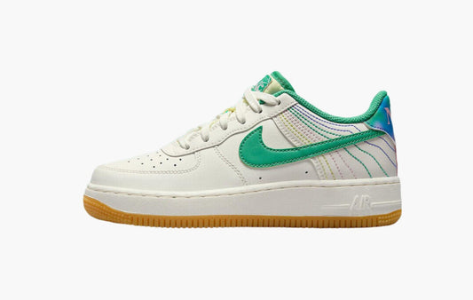 Nike Air Force 1 Low LV8 GS Heel Stitch Sail Stadium Green - FJ7540 100 | Sortage.