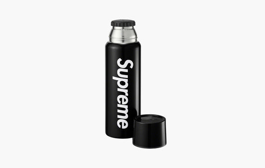 Supreme SIGG Vacuum Insulated 0.75L Bottle Black | The Sortage