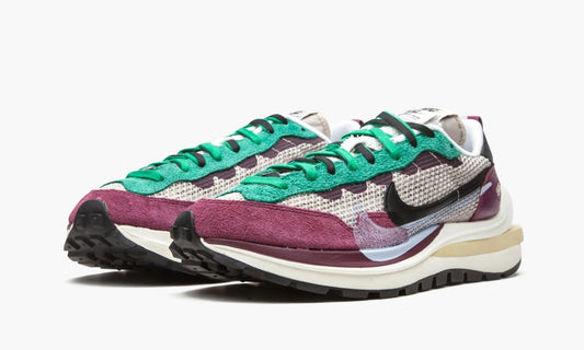 VaporWaffle Sacai Villain Red Neptune Green - DD3035 200