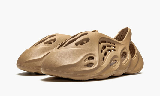 Yeezy Foam RNNR Ochre - GW3354 | The Sortage