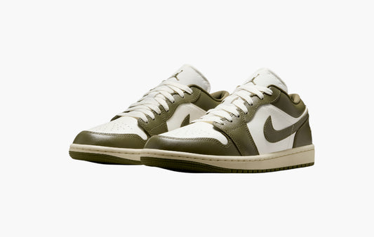 Jordan 1 Low WMNS "Medium Olive"