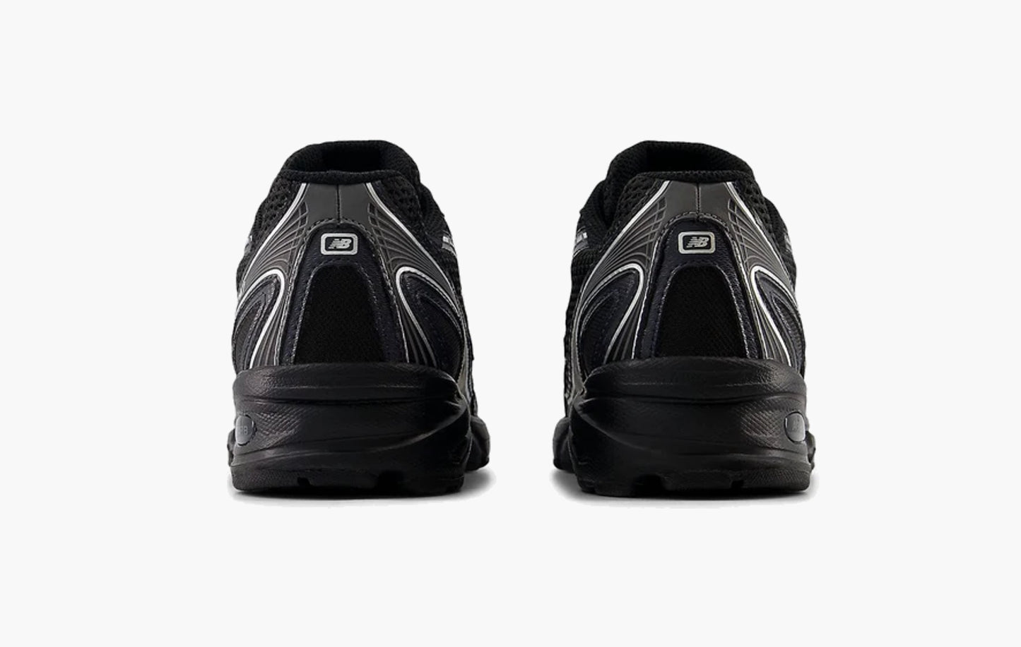 740v2 "Black Grey Silver"