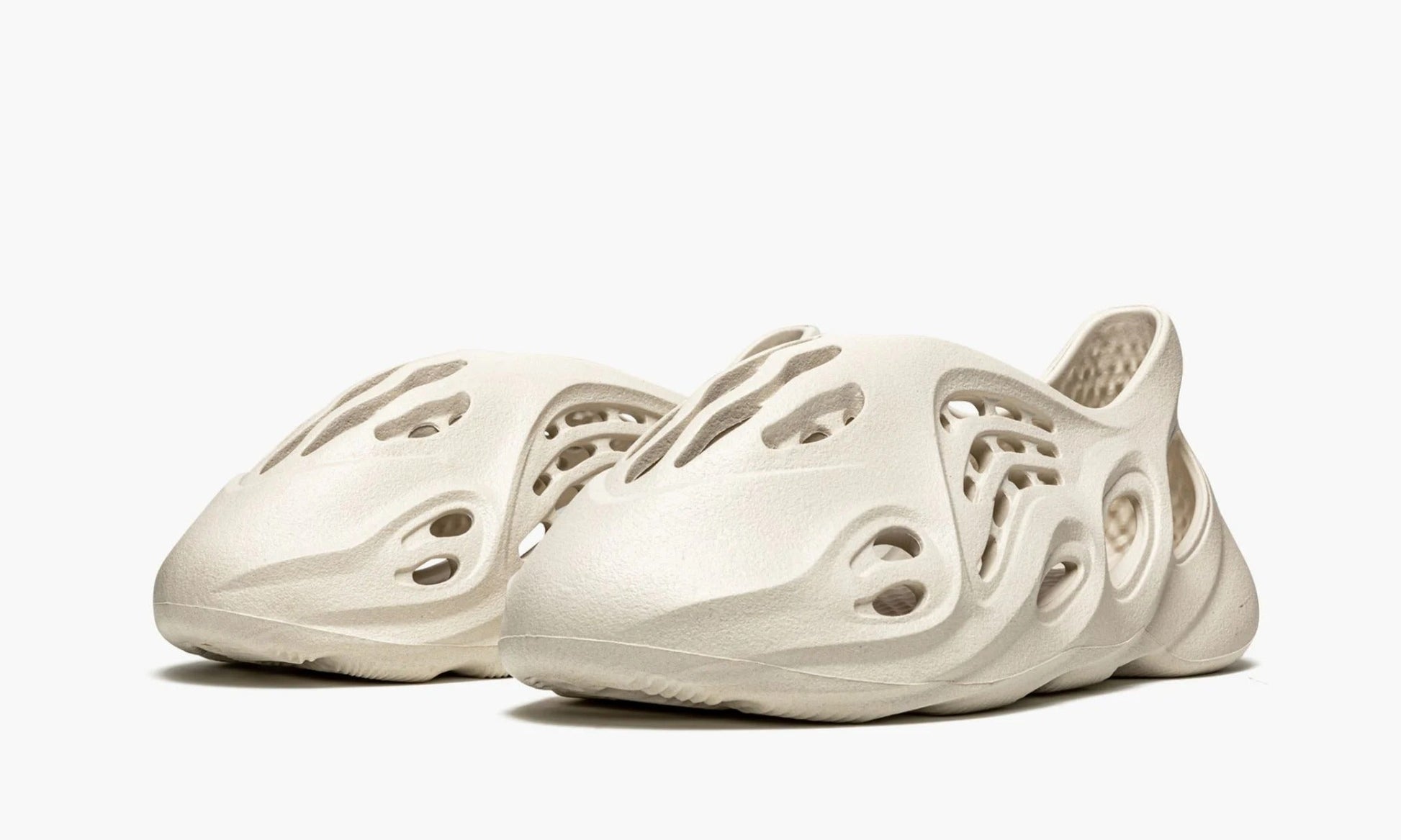 Yeezy Foam RNNR Ararat - G55486 | The Sortage