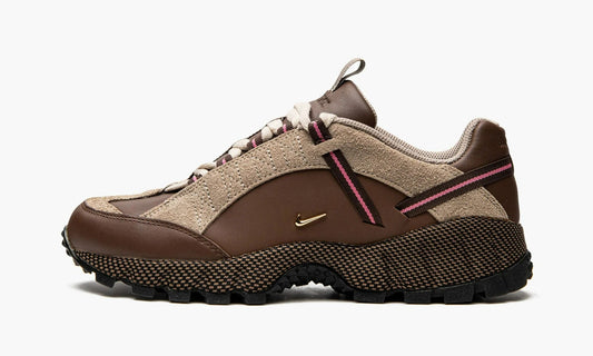 Air Humara LX WMNS Jacquemus Ale Brown Gold - DR0420 200 | The Sortage