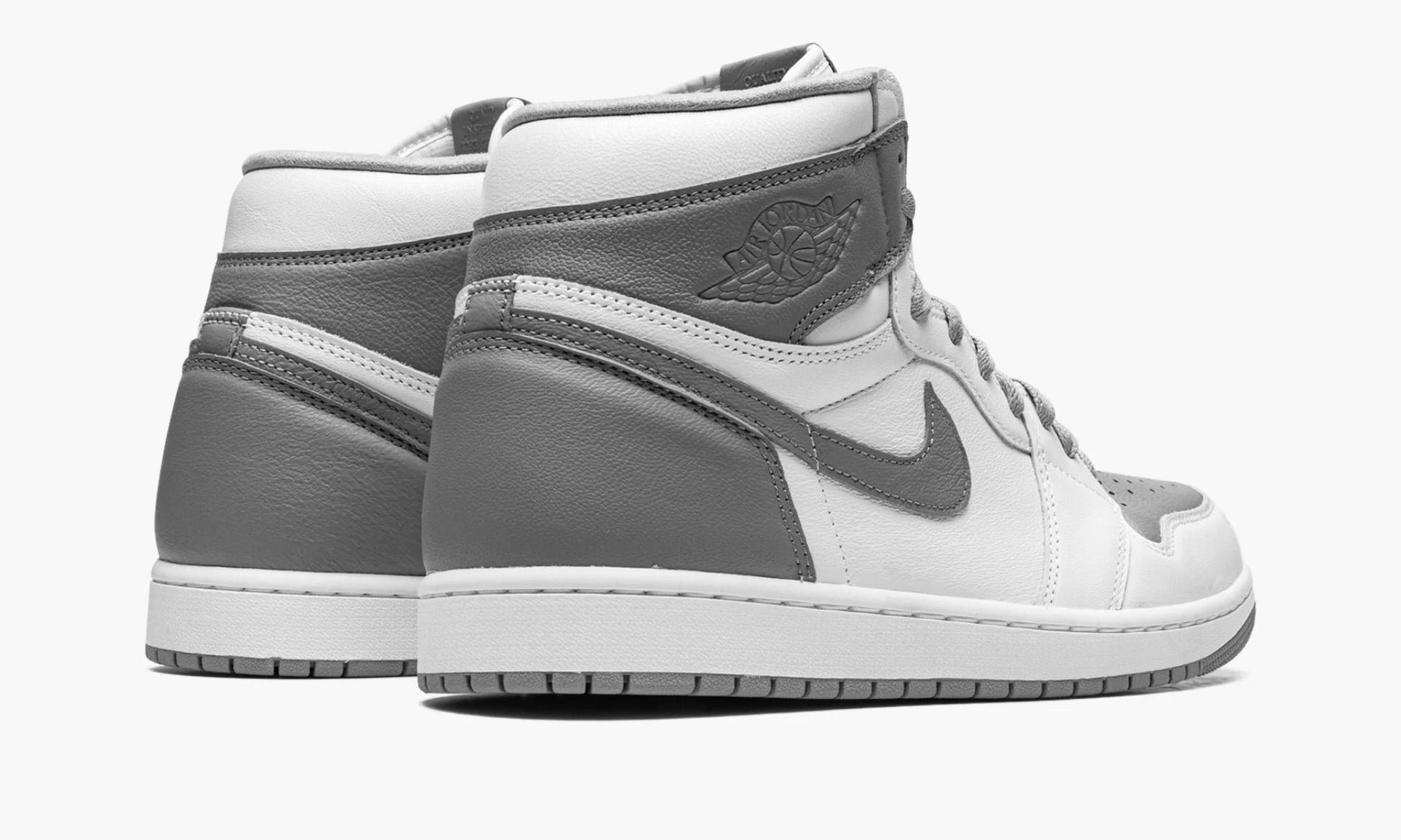 Air Jordan 1 Retro High OG Stealth - 555088 037 | The Sortage