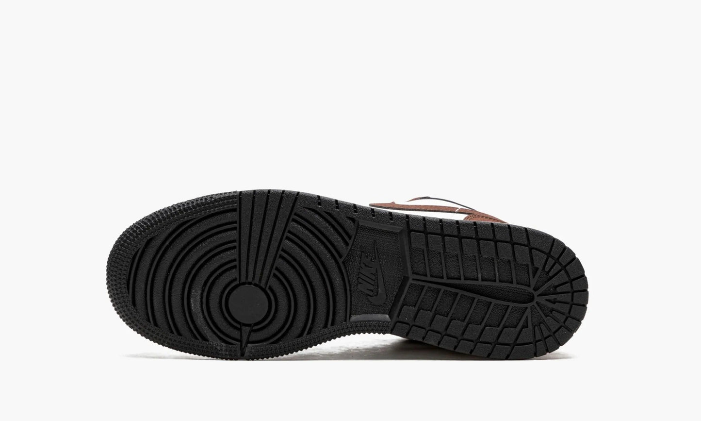 Air Jordan 1 Low GS Mocha - DM0589 200 | The Sortage