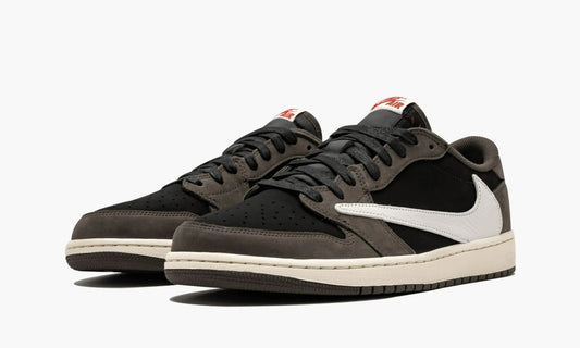 Air Jordan 1 Low Travis Scott - CQ4277 001 | The Sortage